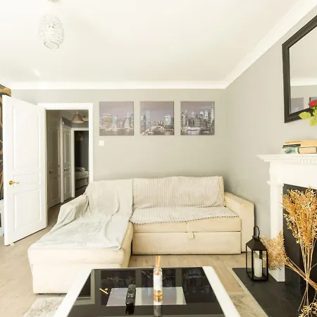 Modern Elegant With Free Parking * Dublin